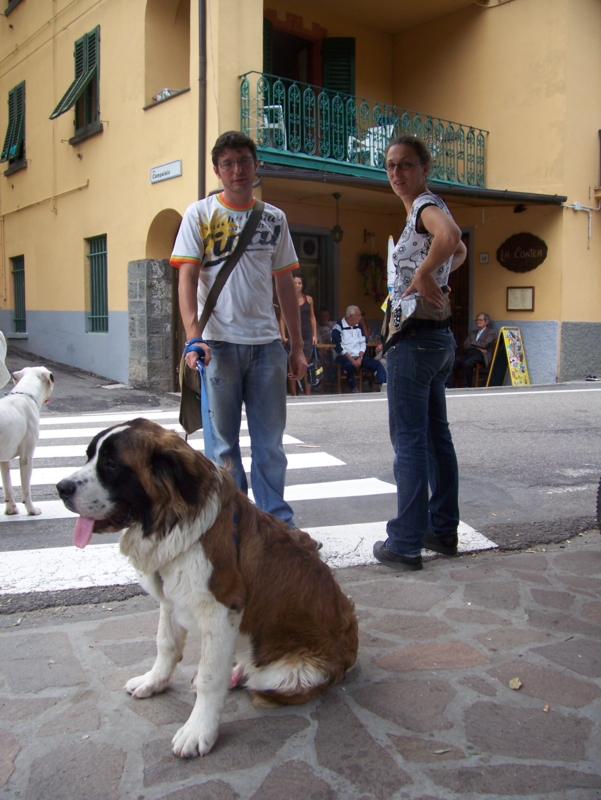  Image name: Persone031.jpg 
 width: 601 pixel 
 height: 800 pixel 
 Size: 381720 bytes 
 Click to enlarge 